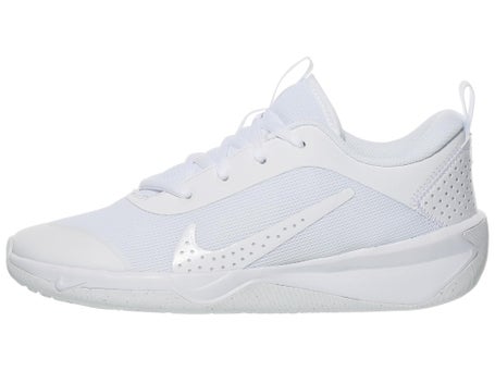 Nike Omni Multi-Court White/Platinum Junior Shoes