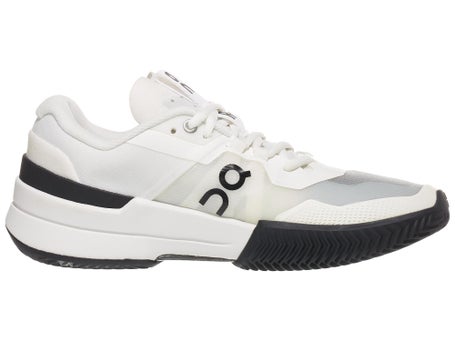 ON The Roger Pro 2 Clay White/Black Womens Shoe