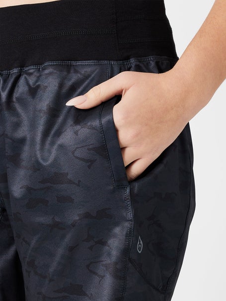 tasc Womens Winter Recess Print Training Short