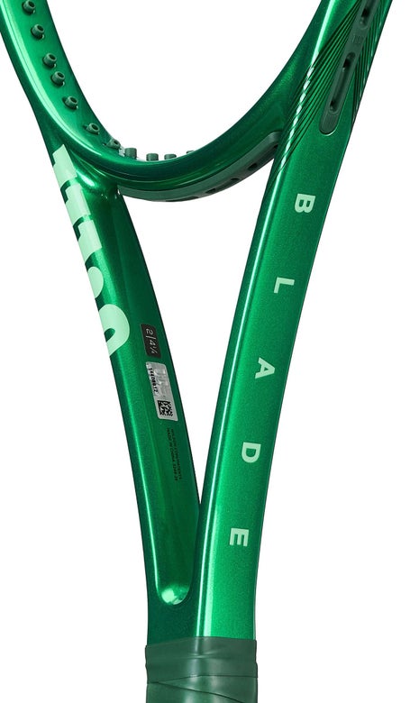 Wilson Blade 98 18x20 v10\Racquet
